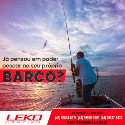 Já pensou em poder pescar no seu próprio barco?